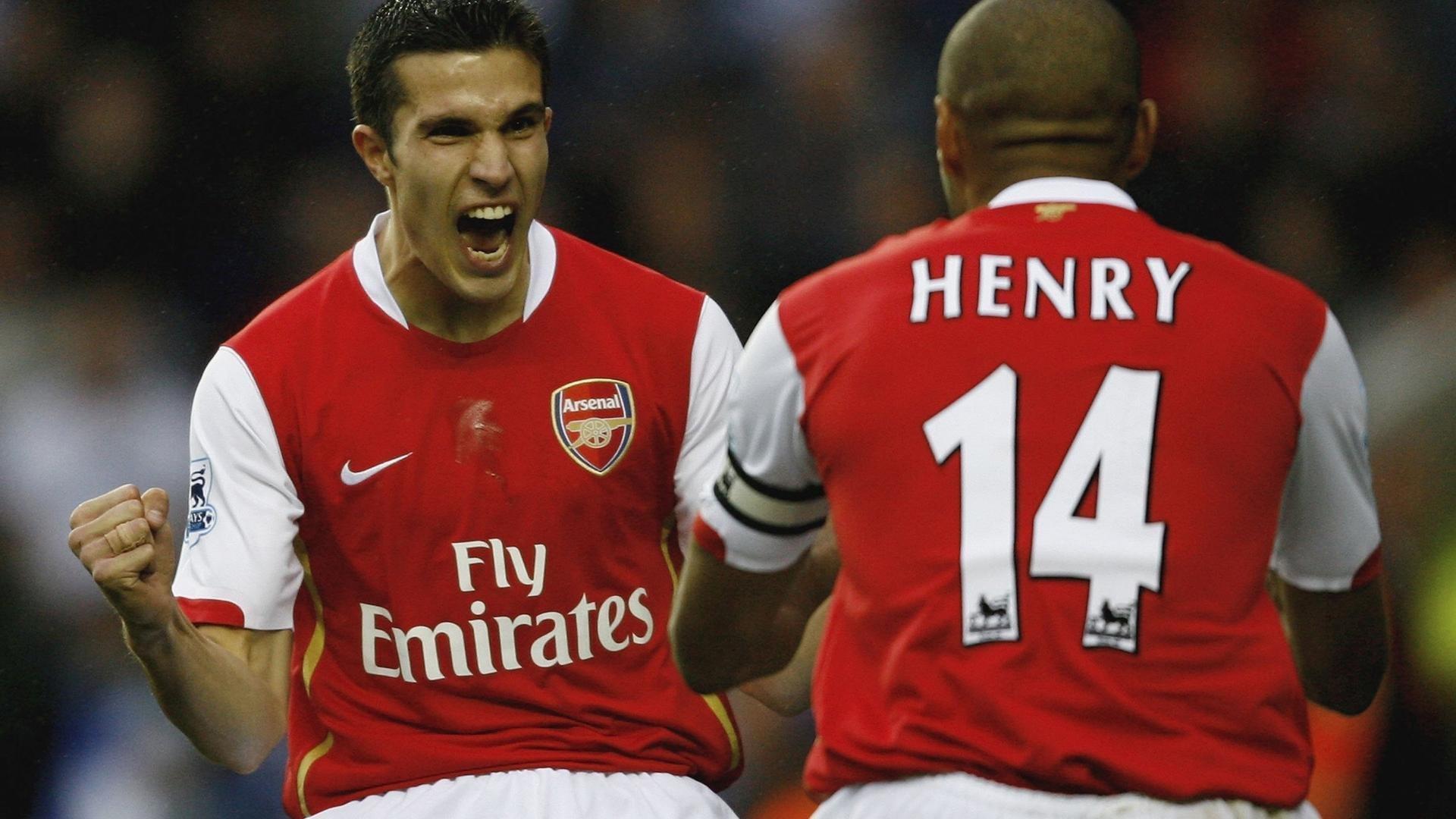 川边骏坦言东亚杯前集训短暂 紧张情绪中迎接中国香港队挑战